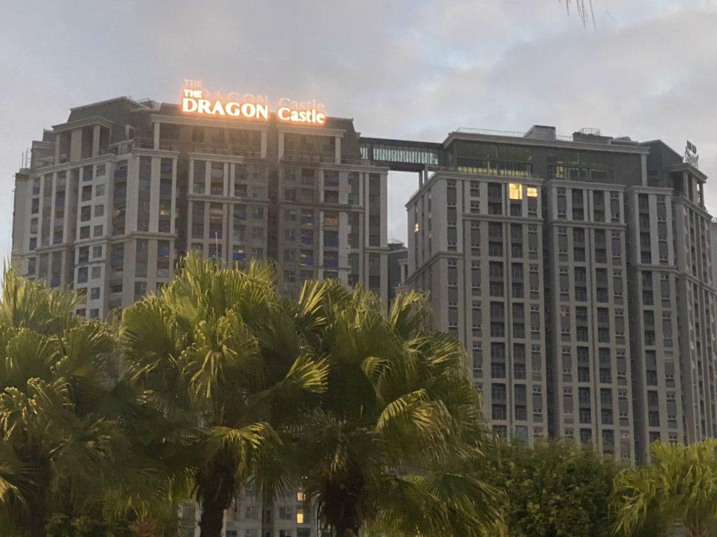 Chữ tôn gắn led