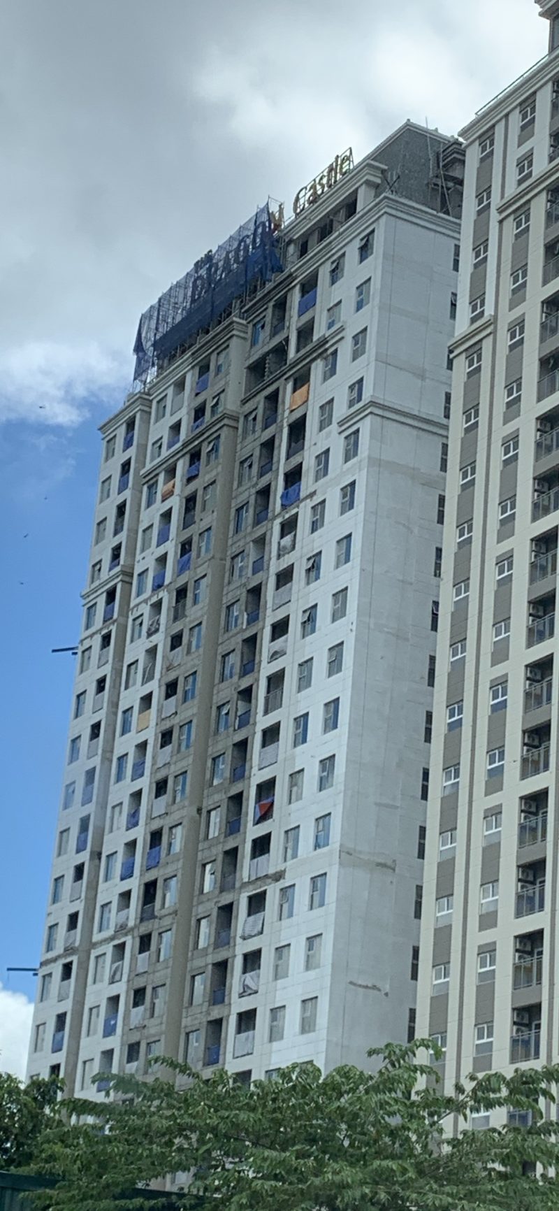 Biên công trình xây dựng toà nhà