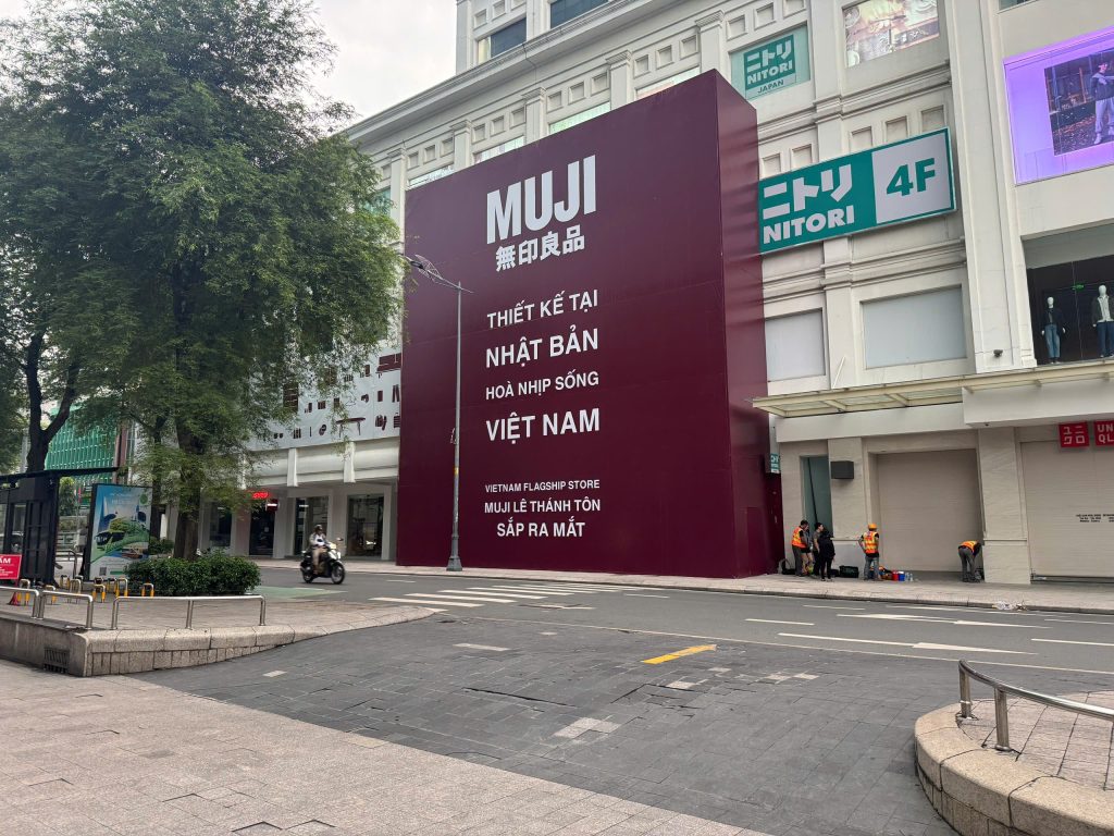 Băng zon khẩu hiệu quảng cáo